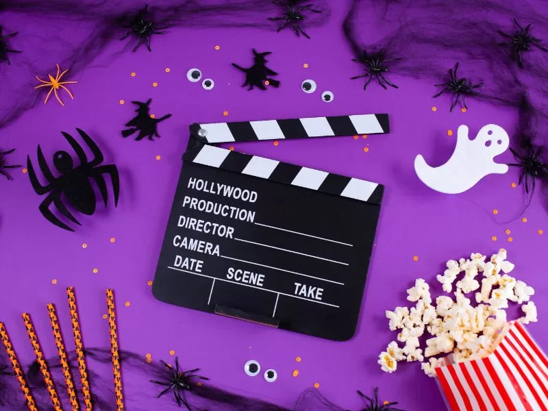 Você está visualizando atualmente Filmes para encantar e assustar numa noite de cinema Halloween