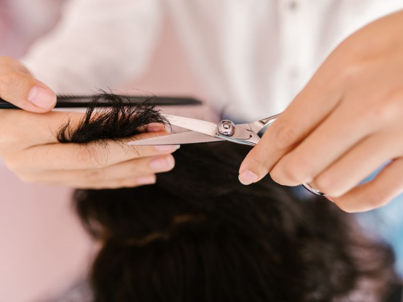 Leia mais sobre o artigo Como escolher o corte de cabelo ideal para seu rosto